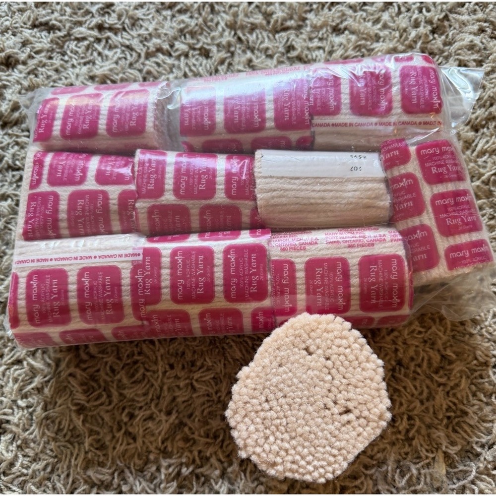 Mary Maxim Cut Rug Yarn Lot of 10 Light Pink/beige  Latch Hook Same Batch #207